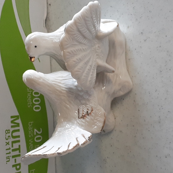 Vintage ceramic turtle doves - Picture 2 of 3